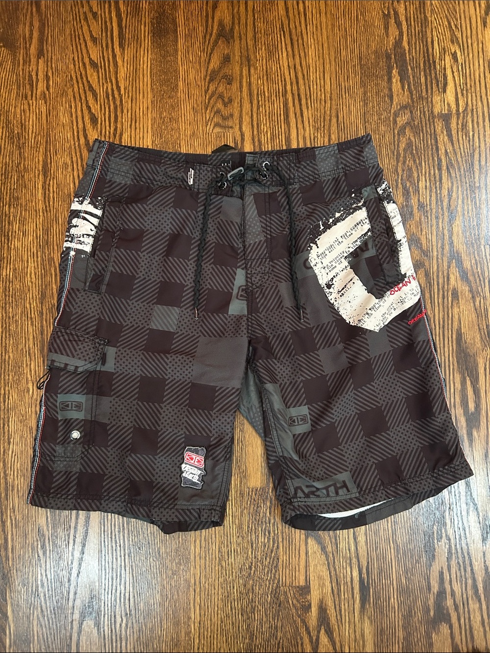 Vintage Y2K Ocean Earth Board Shorts